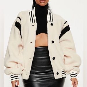 Oversized VARSITY JACKET